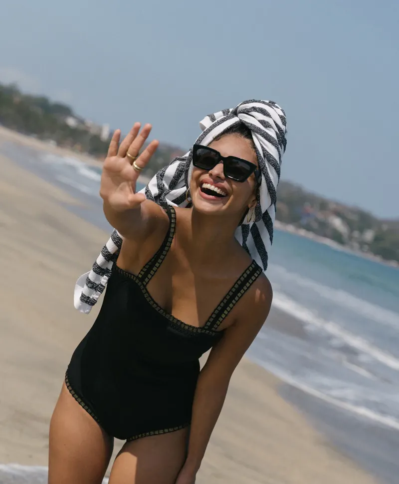 platinum_black_gold_croch_3.webp PQ Swim Platinum Gold Crochet-Trim One Piece* One Pieces